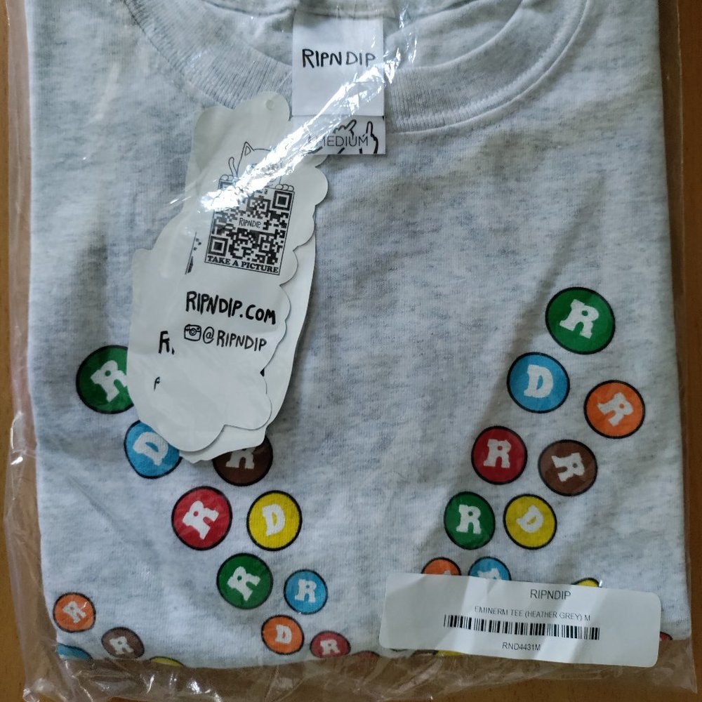Eminerm Gray Tee